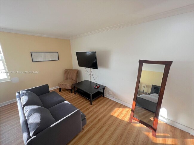 Photo - 100 Lincoln Rd Unidad 1116