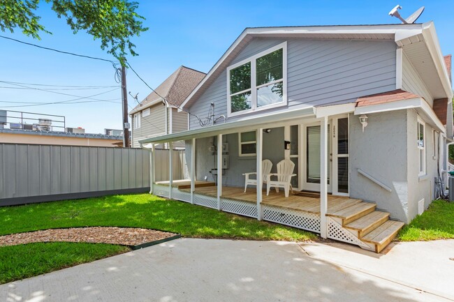 Photo - 2005 Portsmouth St