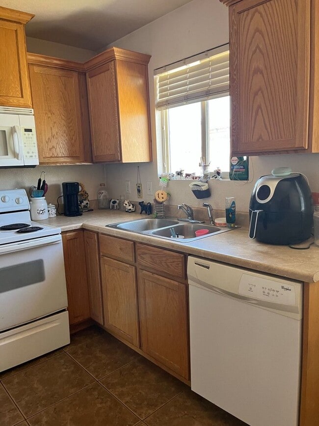 Photo - Charming 2-bedroom, 1-bathroom Duplex