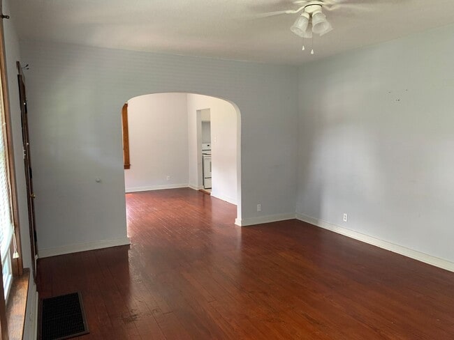Photo - 501 Hoover Ave
