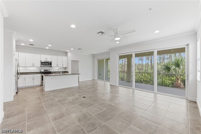 Building Photo - 6969 Avalon Cir Unit 1508