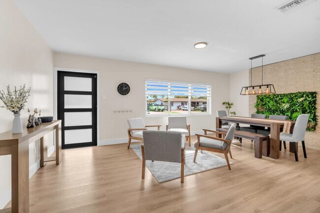 Photo - 8225 SW 39th St Unit ID1373700P