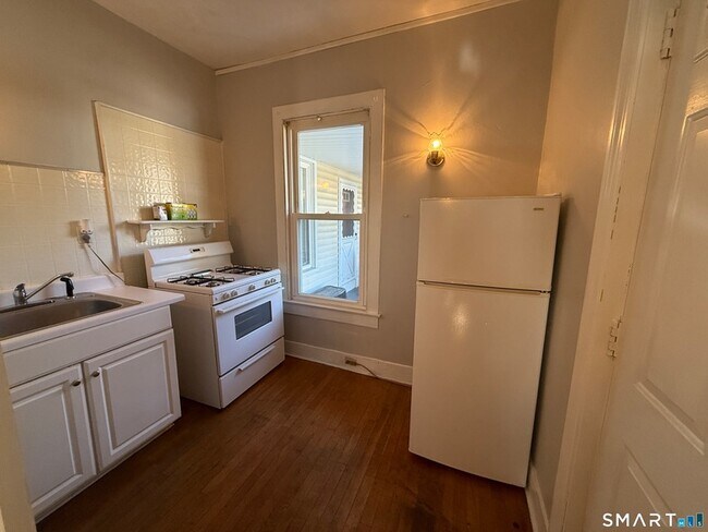 Photo - 55 Wetmore Ave