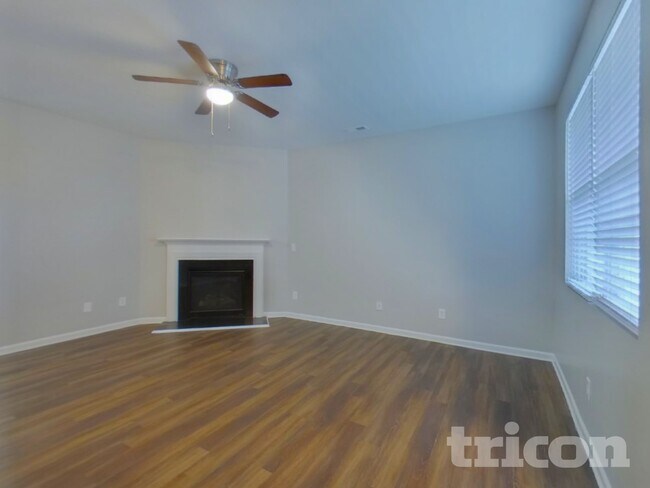 Photo - 1021 Skillbeck Rd