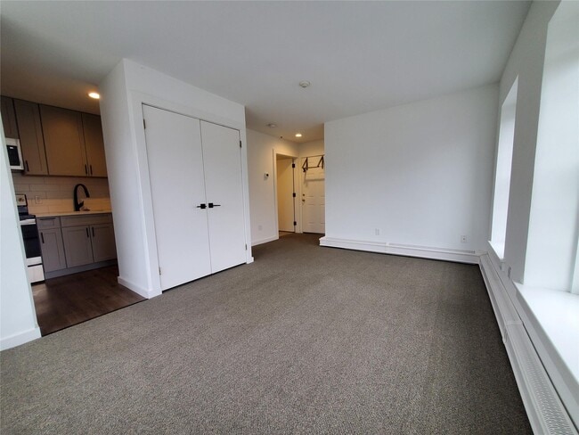 Photo - 100 Mariners Way Unit 203