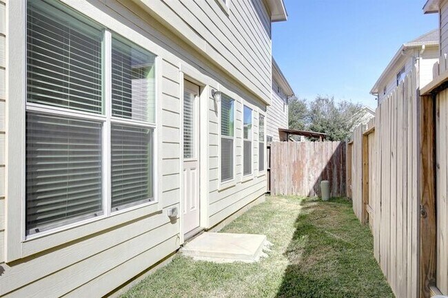 Photo - 6007 San Blas