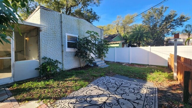 Photo - 2711 14th Ave N