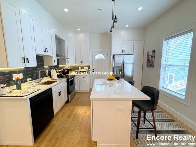 Photo - 58 Springfield St Unit 3