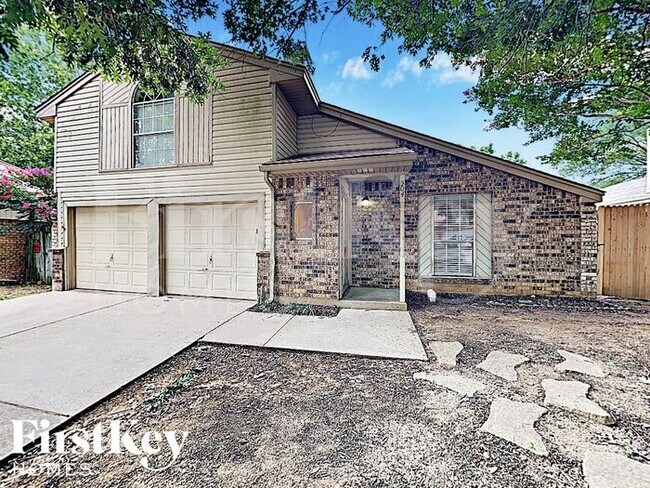 Building Photo - 504 Mockingbird Dr Rental