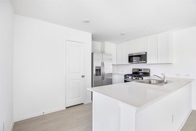 Photo - 724 Zuppino Ln