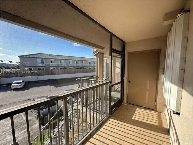 Photo - 1533 S Liberty Ave Unit 1533A