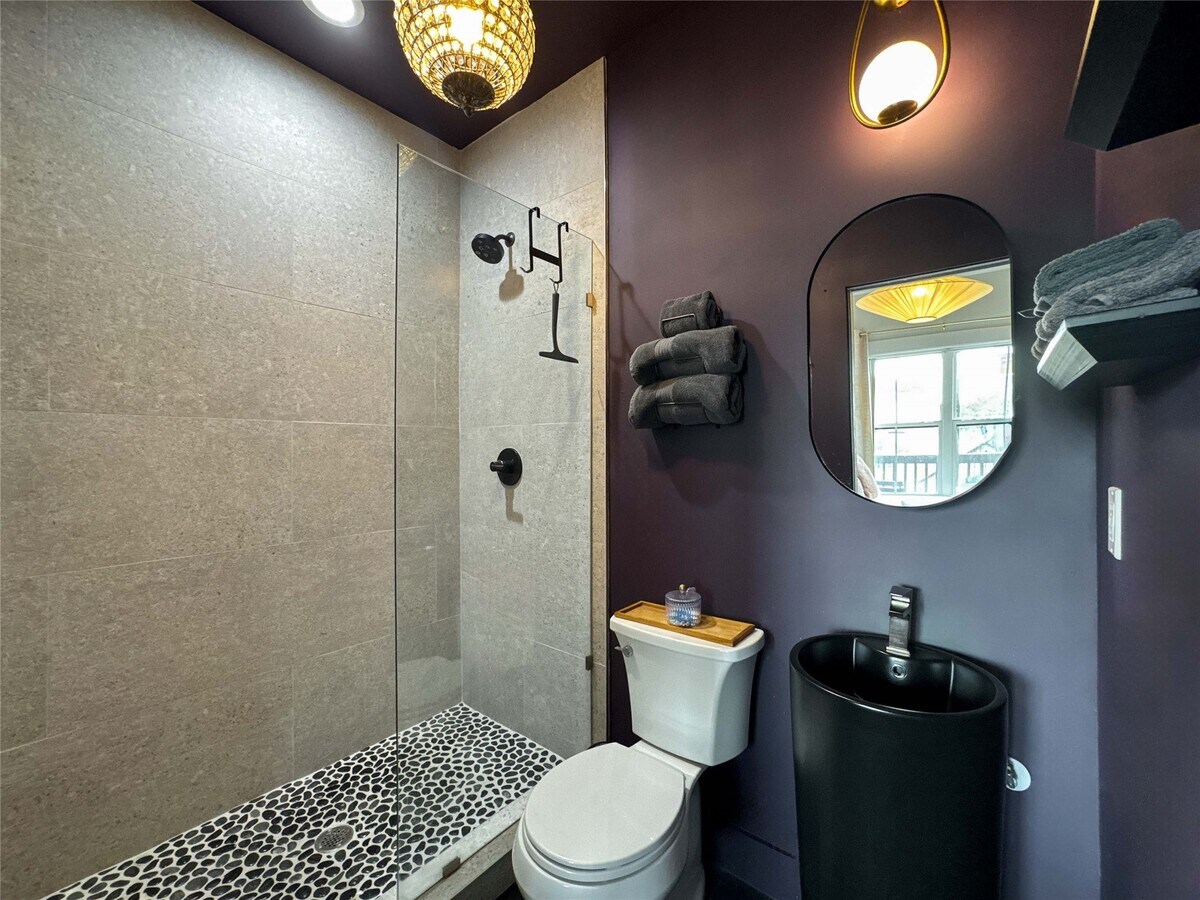 Photo - 1208 32nd St