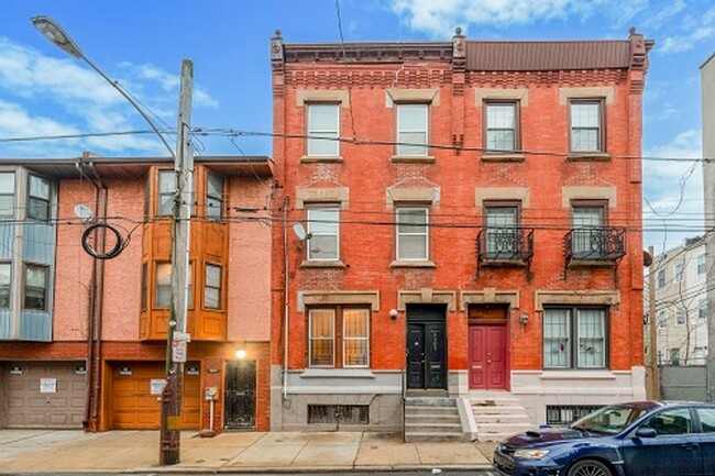 Photo - 2107 N 18th St Apartment Unit B