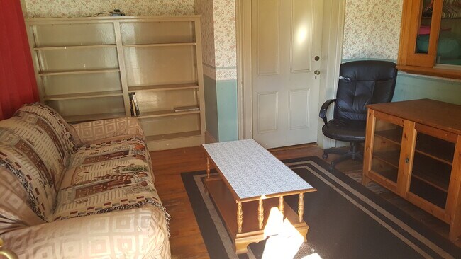 Photo - 31 Main St Unit Apt 2