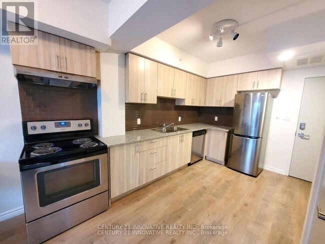 Photo - 275 Larch St Unit #F415