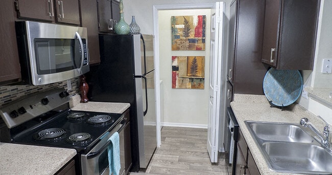 Photo - Atera Apartments