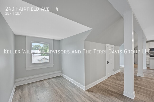 Photo - 240 Fairfield Ave Unit 4