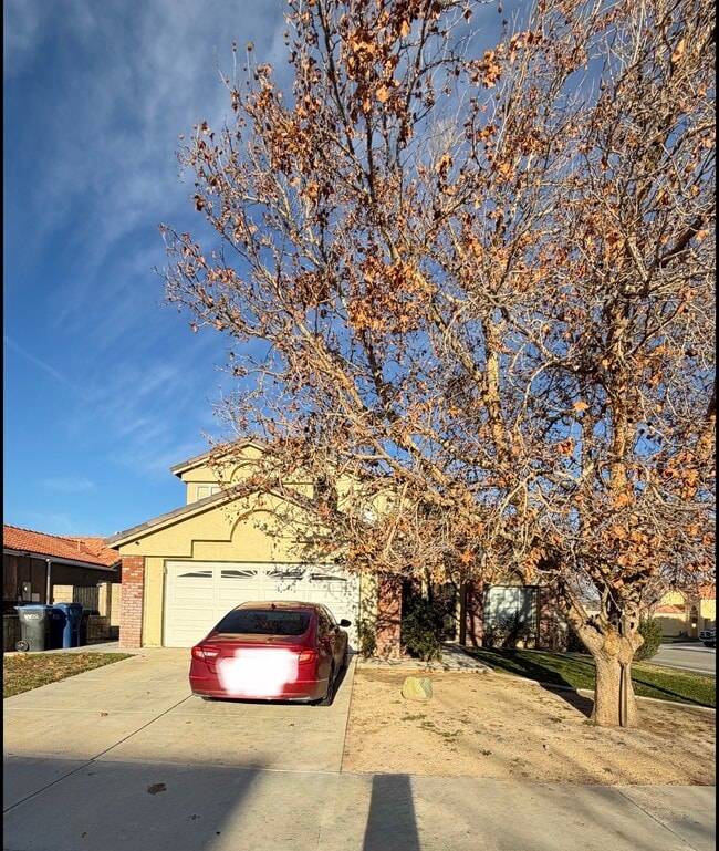 Building Photo - 45727 Kaastad Ct