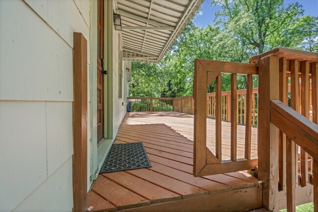 Photo - 508 S Westview Dr
