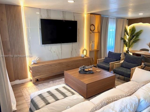 Photo - 601 NW 10th St