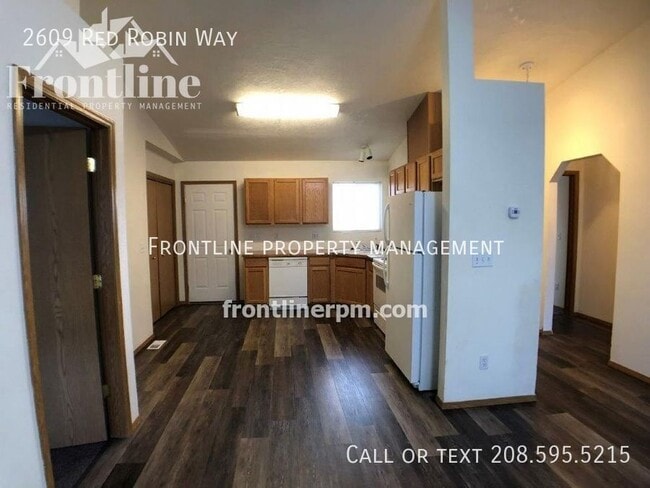 Photo - 2609 Red Robin Way