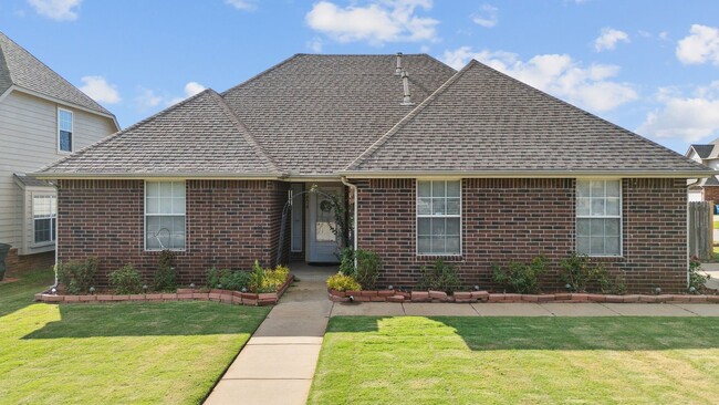 Spacious Home in South Tulsa - Spacious Home in South Tulsa