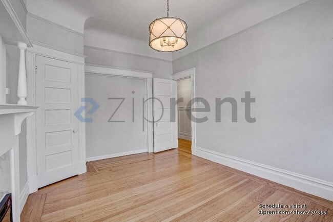 Photo - 2130 Jones St