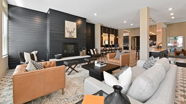 Photo - Lakeside Village