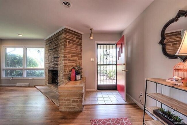 Photo - Spacious and Updated Home In Mechanicsville