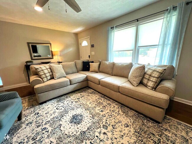 Photo - 941 Pine Manor Unidad ID1234809P