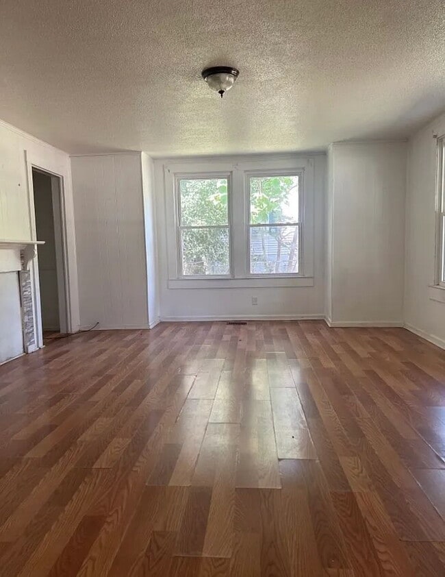 Photo - 115 Arkansas St