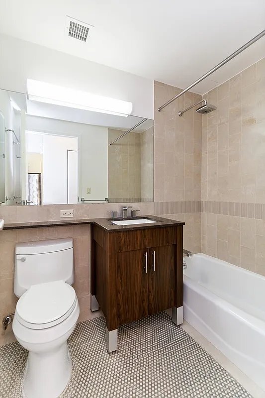 Photo - 30 W 18th St Unit 5E