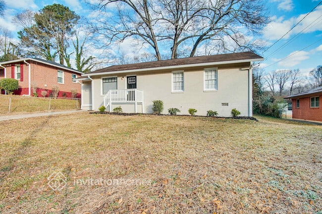 70 Macon Pl SE