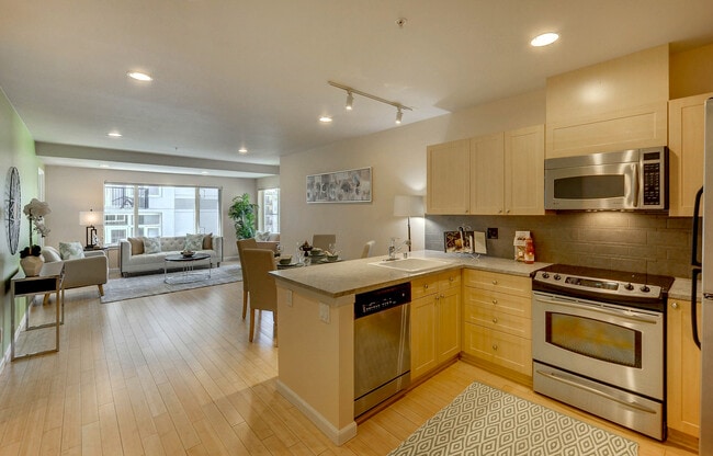 Photo - 2717 Western Ave Unidad 522