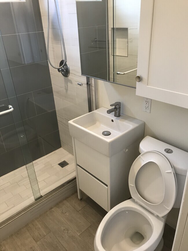 Photo - 628 Geneva Ave