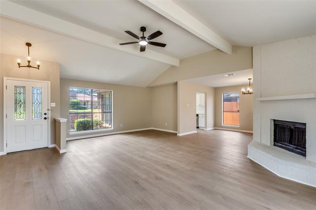 Photo - 825 Filmore Dr