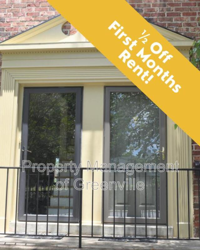 Building Photo - 2530 E North St Unit 1B