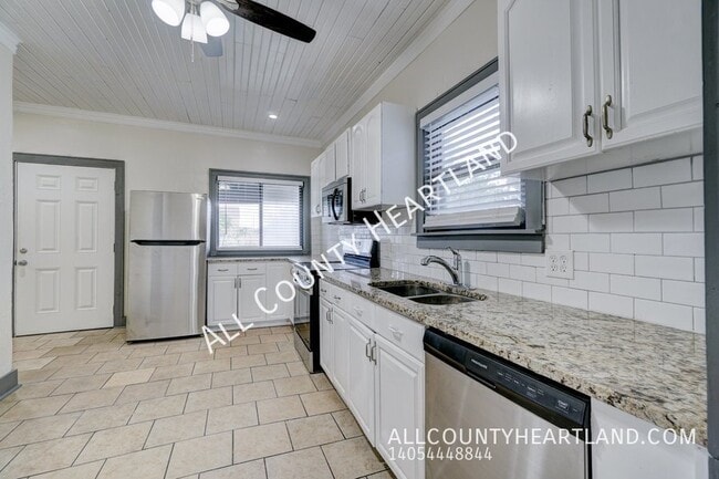 Photo - 801 NW 90th St