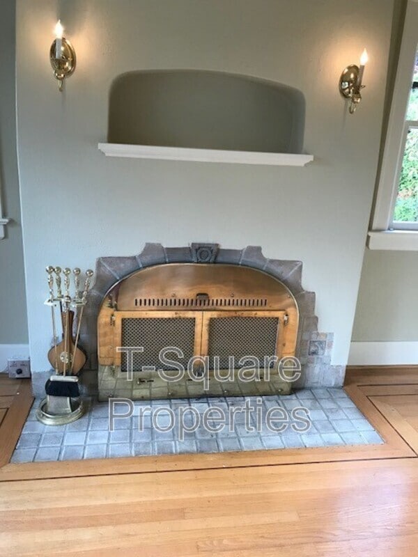 Photo - 9056 Avondale Rd NE