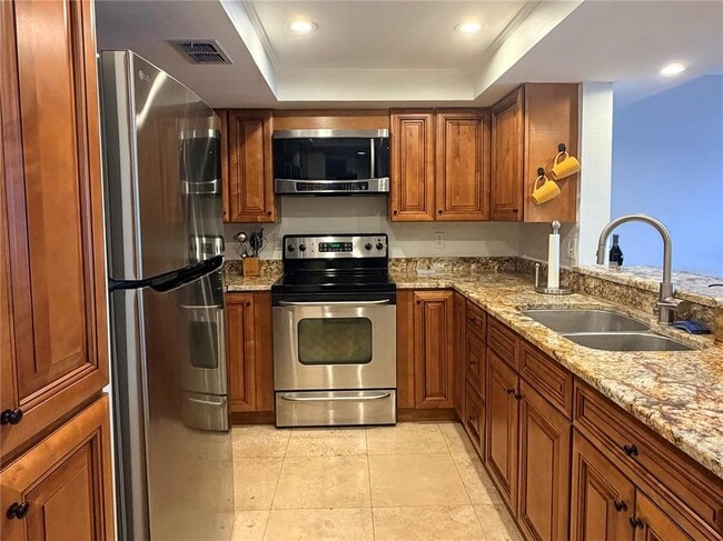 Photo - 5020 Bayshore Blvd Unit 303