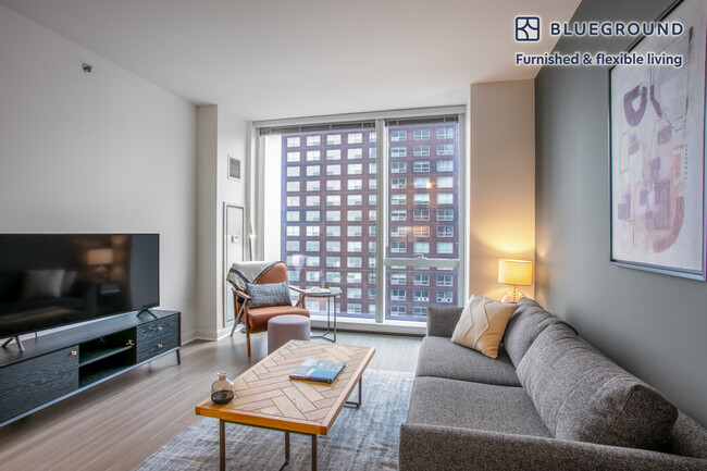 Building Photo - 500 N Lake Shore Dr Rental