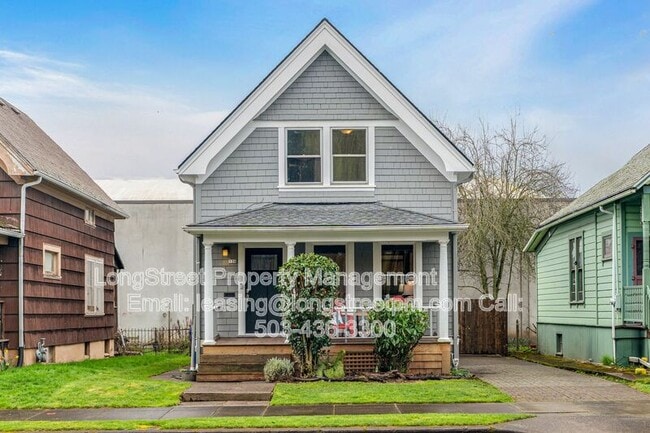 Photo - 536 NE San Rafael St