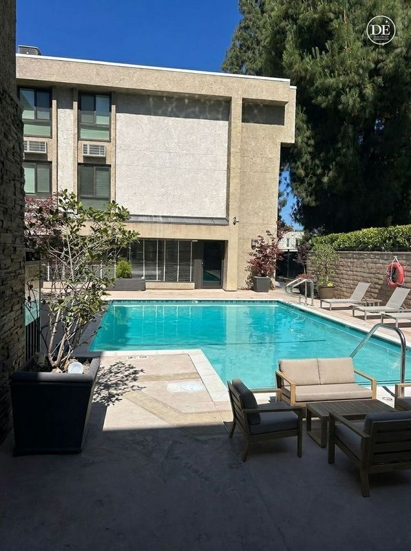Photo - 11640 Woodbridge St Unidad 205