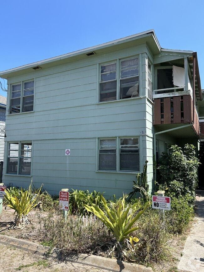 Building Photo - 618 Braddock Ave Rental