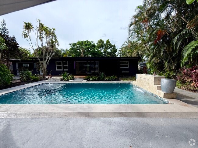 Building Photo - 414 Bywater Dr Rental