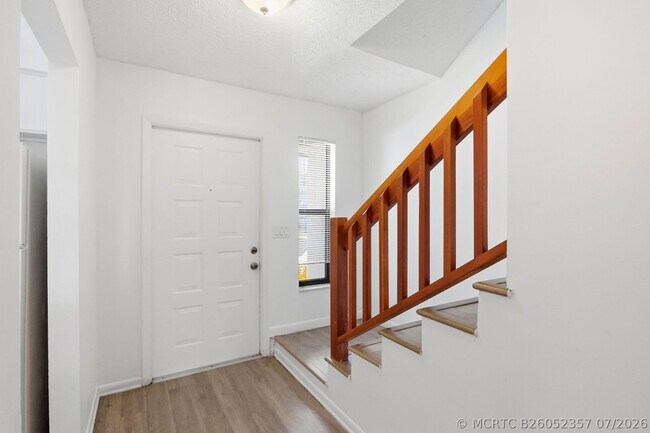 Photo - 2305 Seaside Dr