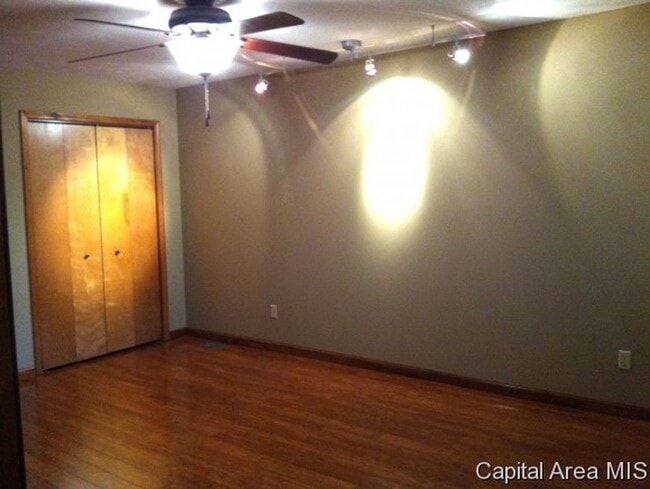 Photo - 2 Bed / 2 bath, Quiet, Westside Duplex for $1500.00 month. $1500 deposit required.