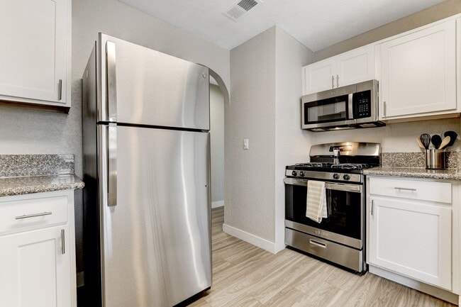 Photo - Talésai Apartments