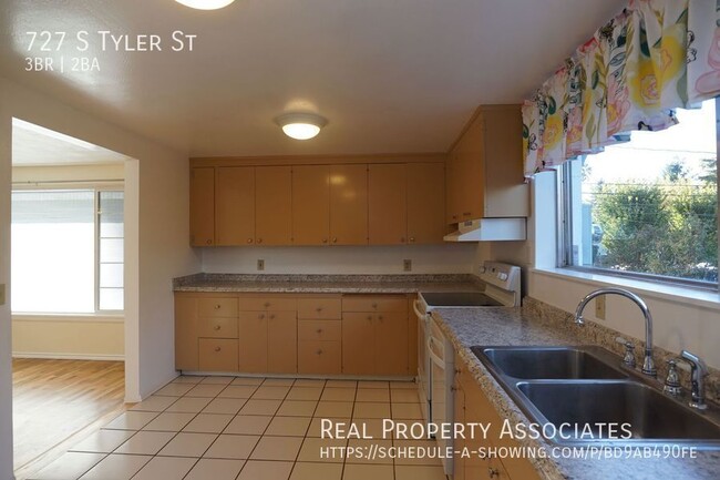 Photo - 727 S Tyler St