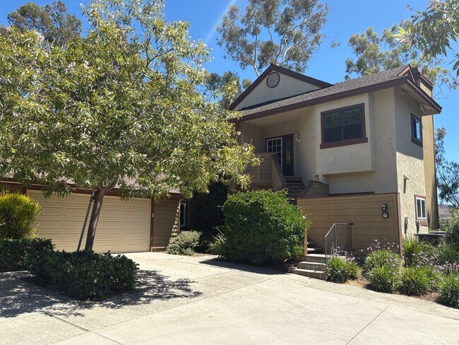 Building Photo - Serenity awaits in this upgraded 2 bedroom... Rental